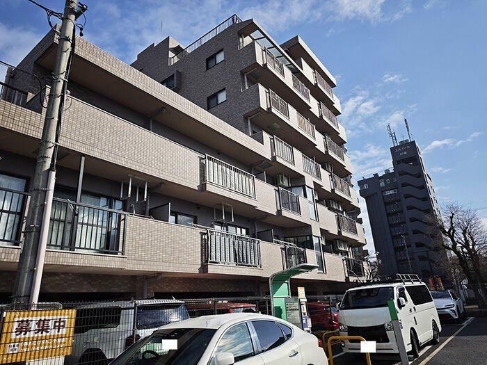 2LDK+S apartment in Showa Ward, Nagoya, Aichi - Photo 1
