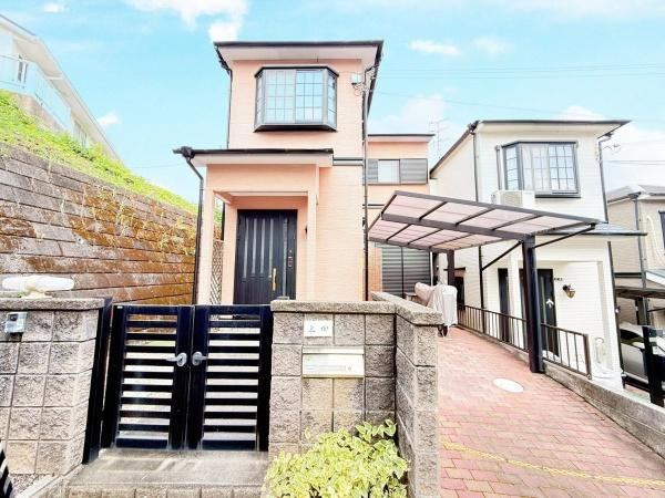 4LDK house in Ikoma, Nara - Photo 1