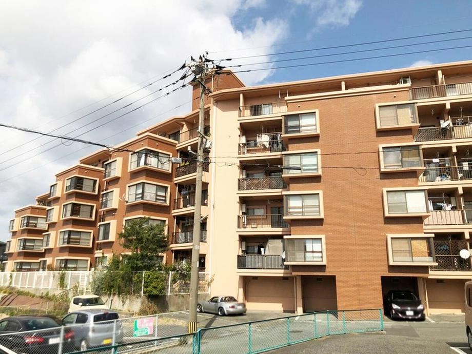 4LDK apartment in Yahatanishi Ward, Kitakyushu, Fukuoka - Photo 1