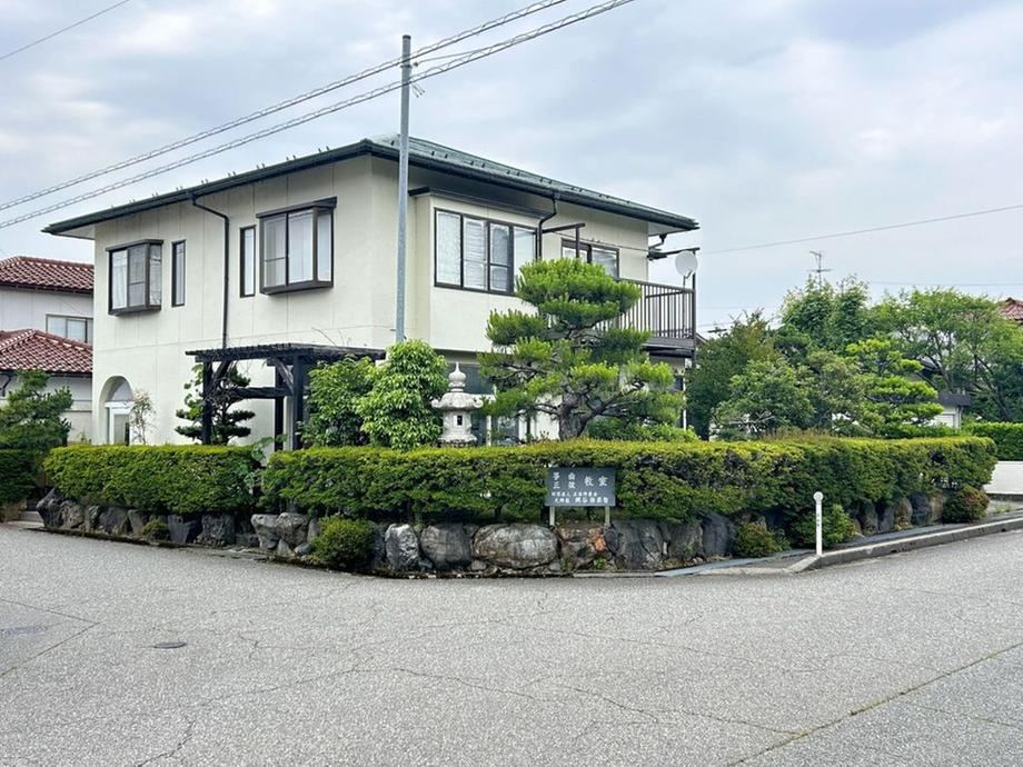5LDK house in Hakusan, Ishikawa - Photo 1