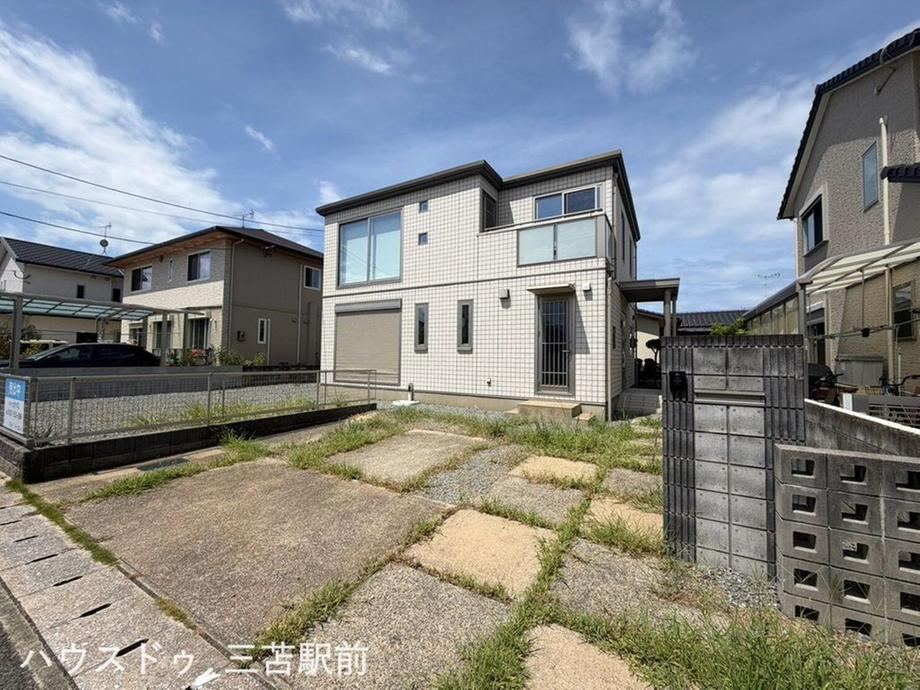 4LDK+S house in Higashi Ward, Fukuoka - Photo 1