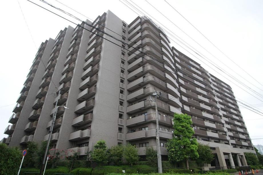 2LDK+S apartment in Adachi Ward, Tokyo - Photo 1