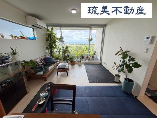 3LDK house in Yomitan, Nakagami District, Okinawa - Photo 1