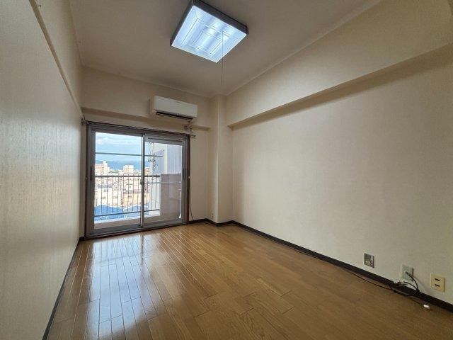 2LDK apartment in Hirano Ward, Osaka - Photo 1