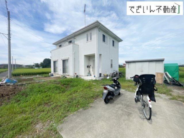 4LDK+S house in Hanyu, Saitama - Photo 1