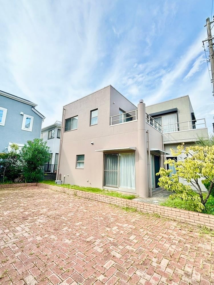4LDK house in Fujisawa, Kanagawa - Photo 1
