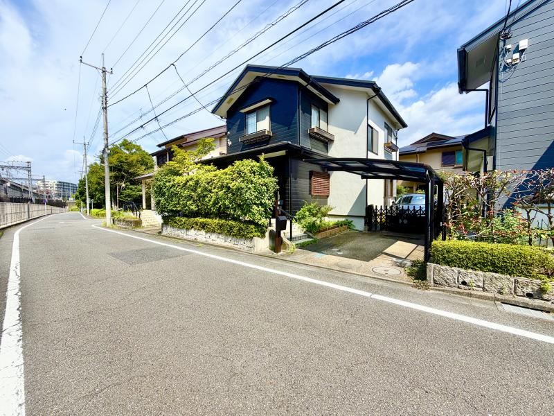 4LDK house in Tama, Tokyo - Photo 1