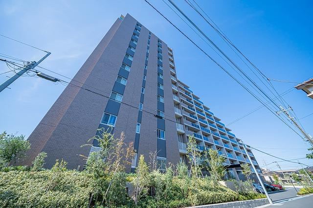 3LDK apartment in Matsudo, Chiba - Photo 1