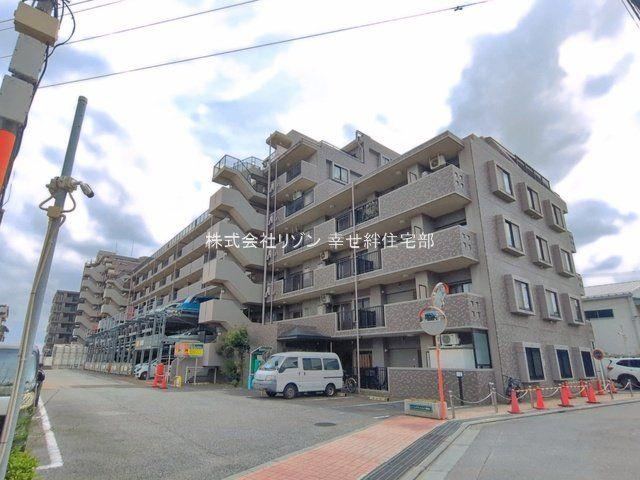2LDK apartment in Niiza, Saitama - Photo 1