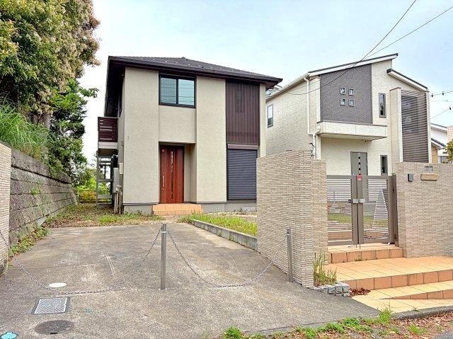 3LDK+S house in Fujisawa, Kanagawa - Photo 1