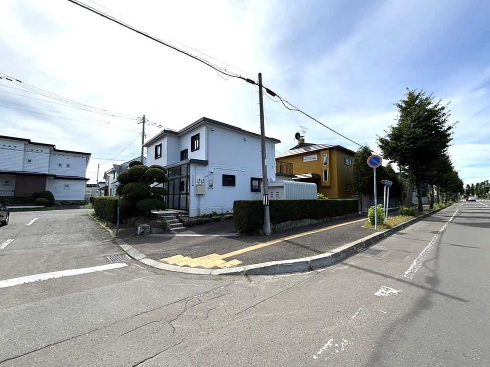 285 m² land in Eniwa, Hokkaido - Photo 1