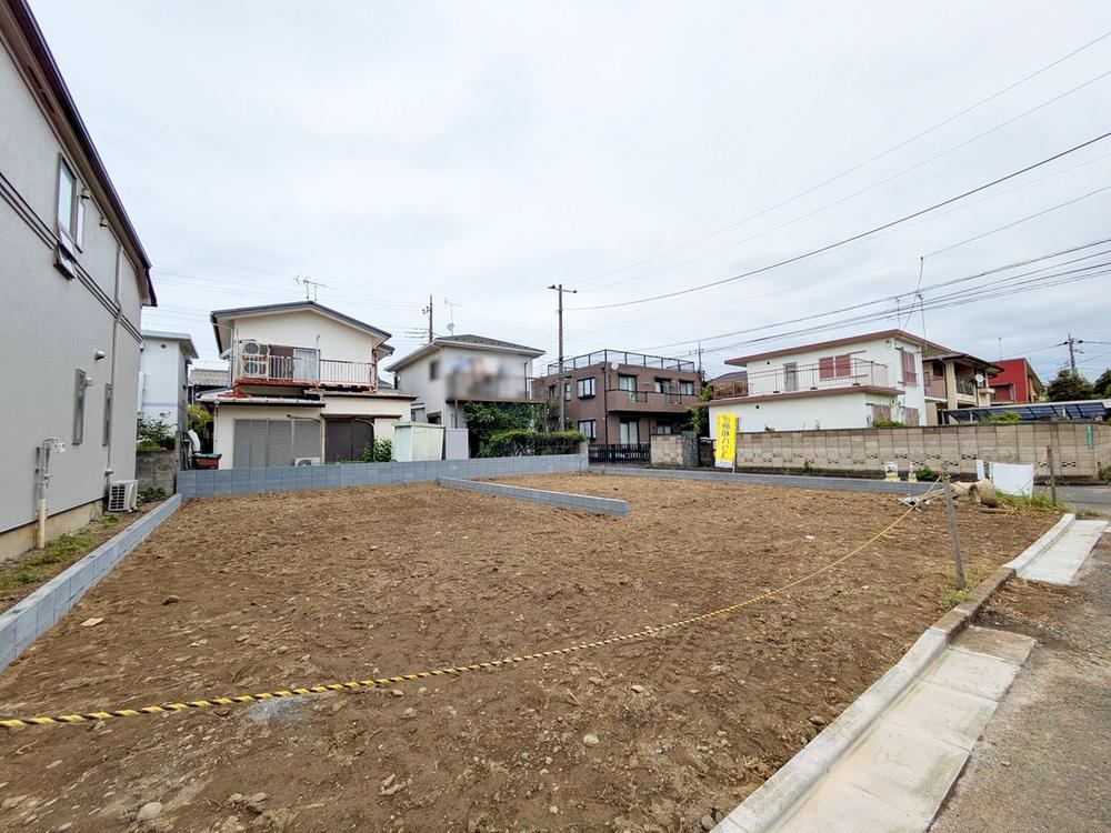 105 m² land in Komae, Tokyo - Photo 1