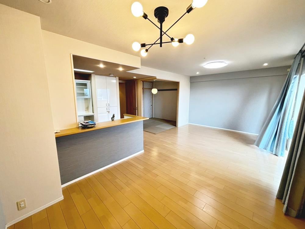 3LDK apartment in Sakai Ward, Sakai, Osaka - Photo 1