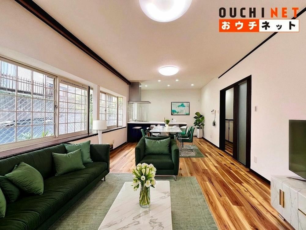4LDK house in Hirakata, Osaka - Photo 1