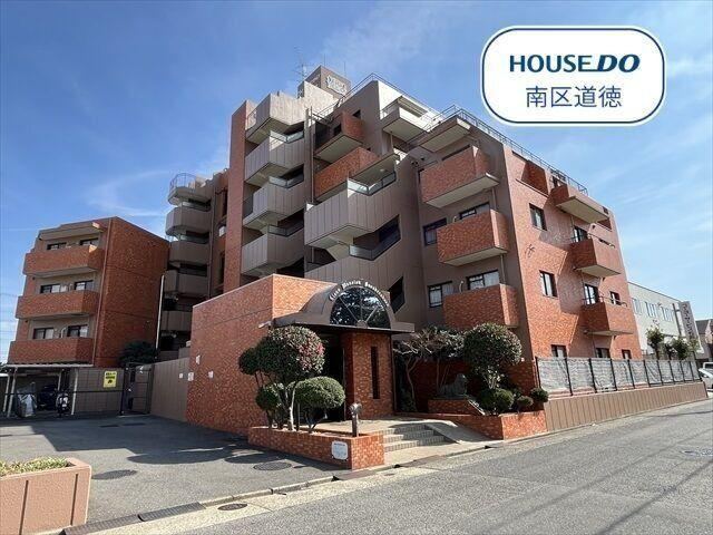 3LDK apartment in Minami Ward, Nagoya, Aichi - Photo 1