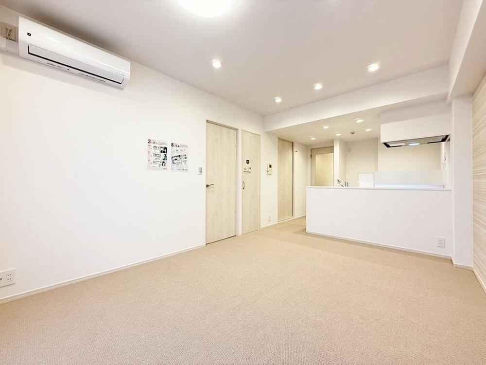 2LDK+S apartment in Katsushika Ward, Tokyo - Photo 1