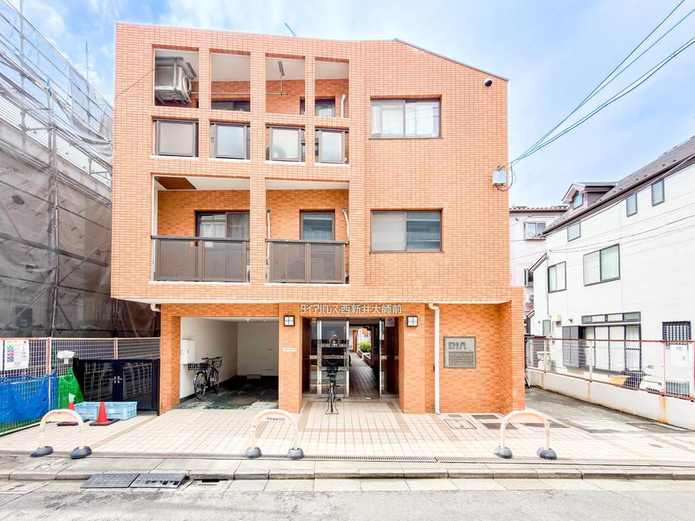 2LDK apartment in Adachi Ward, Tokyo - Photo 1