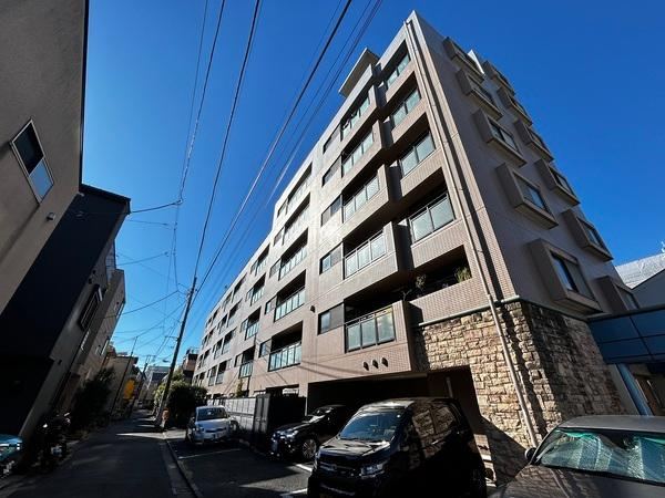 3LDK apartment in Toshima Ward, Tokyo - Photo 1