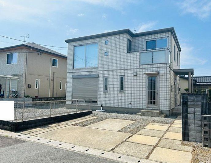 4LDK+S house in Higashi Ward, Fukuoka - Photo 1