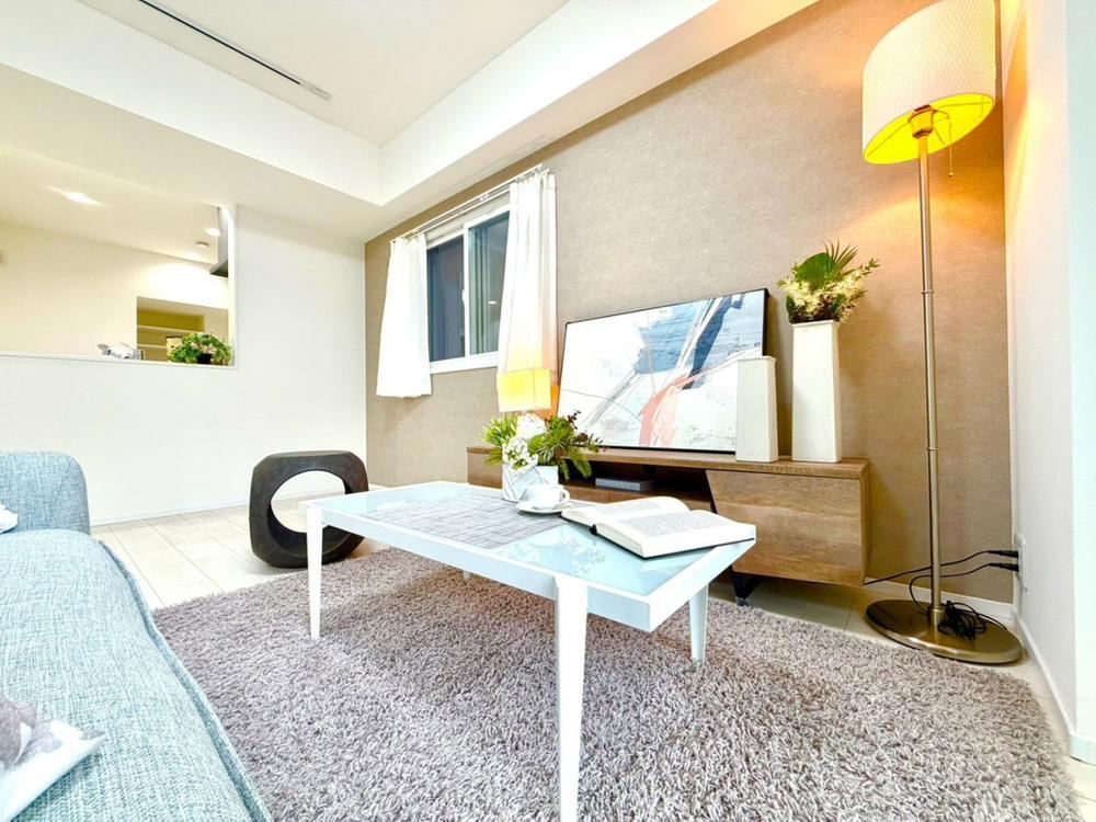 2LDK+S apartment in Nerima Ward, Tokyo - Photo 1