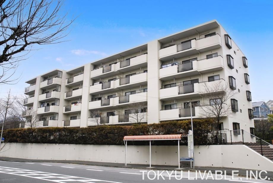 3LDK apartment in Aoba Ward, Yokohama, Kanagawa - Photo 1