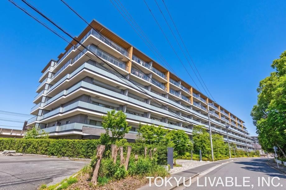 3LDK apartment in Funabashi, Chiba - Photo 1