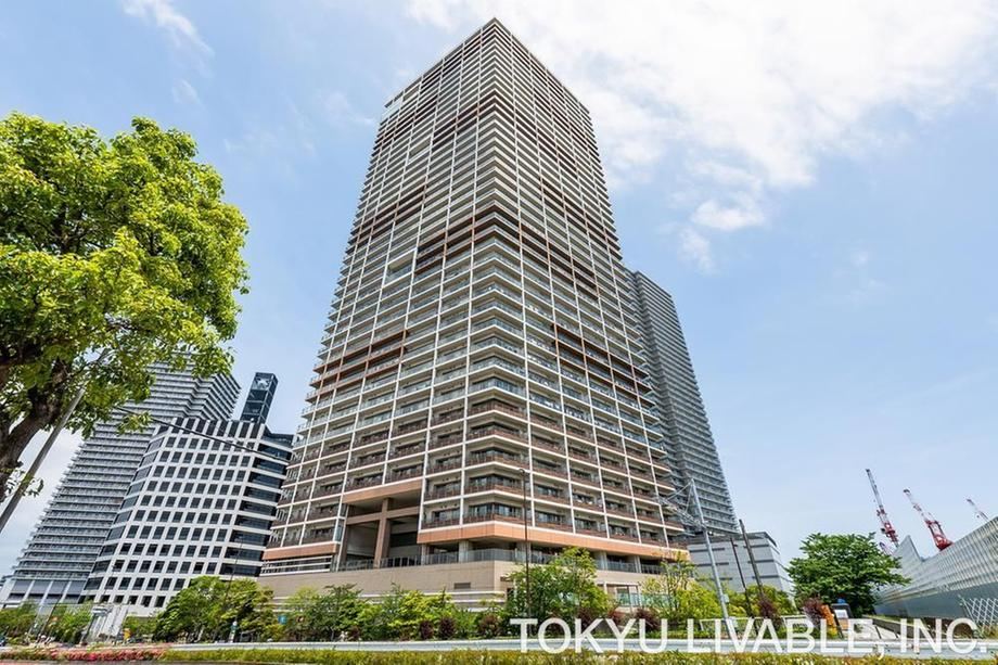 2LDK apartment in Koto Ward, Tokyo - Photo 1