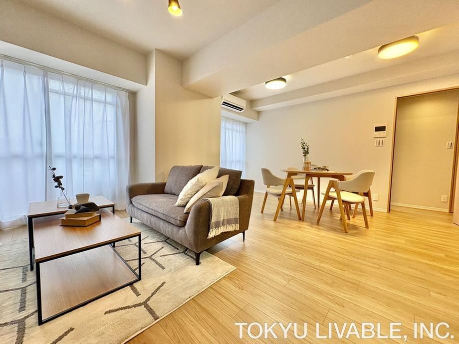 2LDK apartment in Kita Ward, Osaka - Photo 1