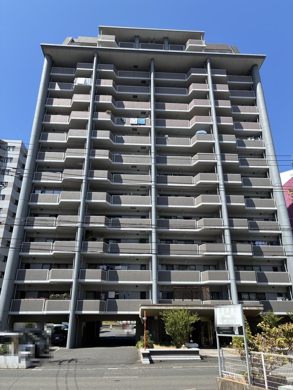 4LDK apartment in Kokuraminami Ward, Kitakyushu, Fukuoka - Photo 1