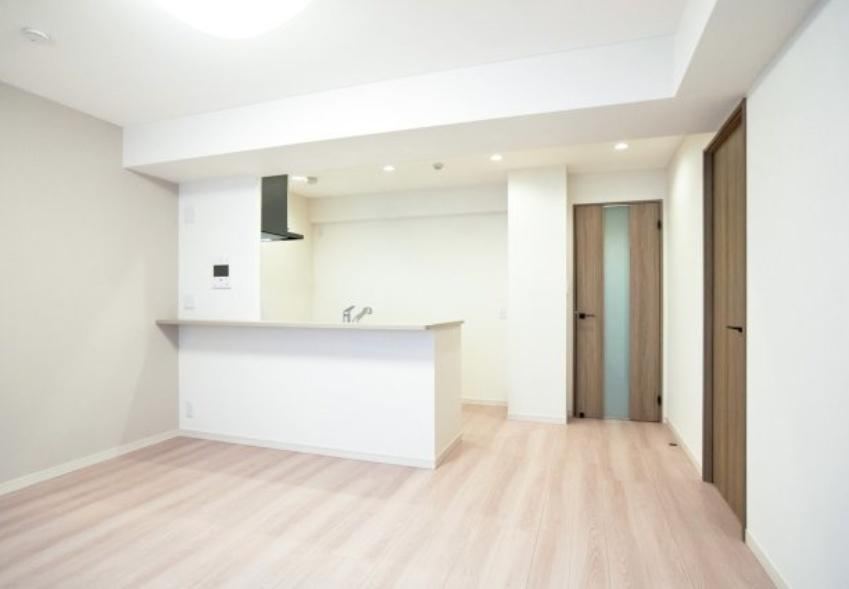 1LDK+S apartment in Shinjuku Ward, Tokyo - Photo 1