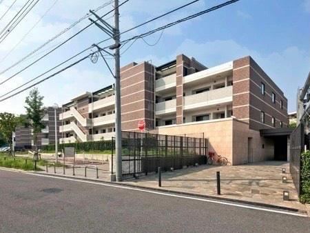 4LDK apartment in Yachiyo, Chiba - Photo 1