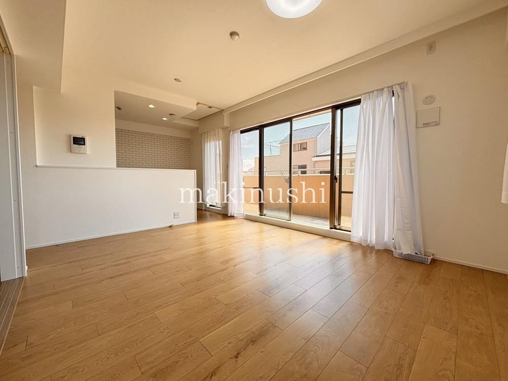 3LDK apartment in Kita Ward, Sakai, Osaka - Photo 1
