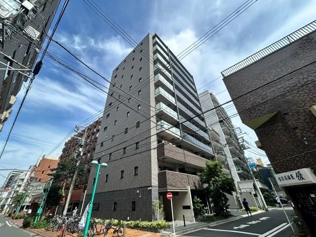 1LDK+S apartment in Naka Ward, Yokohama, Kanagawa - Photo 1