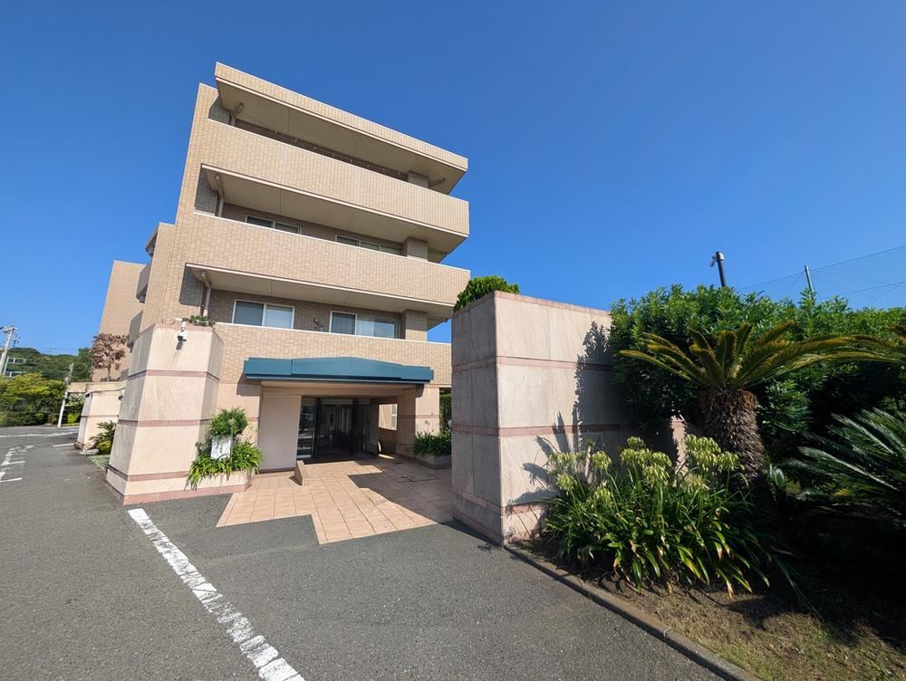3LDK apartment in Kamakura, Kanagawa - Photo 1