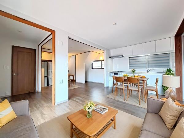 2LDK house in Kanagawa Ward, Yokohama, Kanagawa - Photo 1