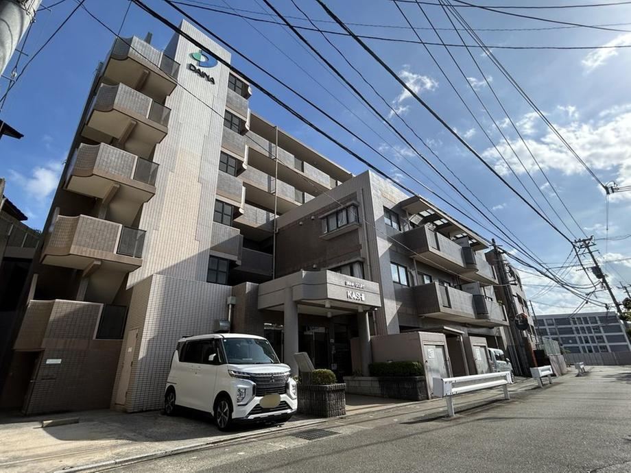 4LDK apartment in Higashi Ward, Fukuoka - Photo 1