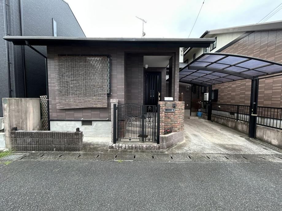4LDK+S house in Chikushino, Fukuoka - Photo 1