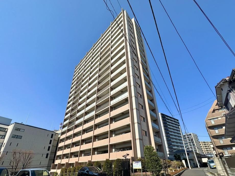 3LDK apartment in Urawa Ward, Saitama - Photo 1