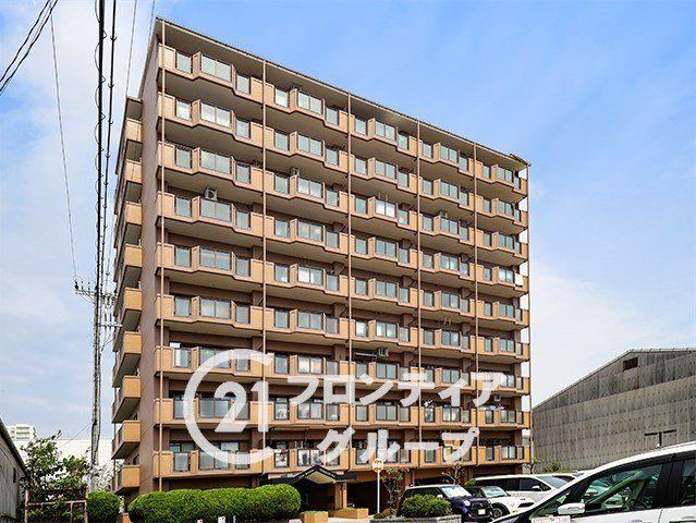 3LDK apartment in Akashi, Hyogo - Photo 1