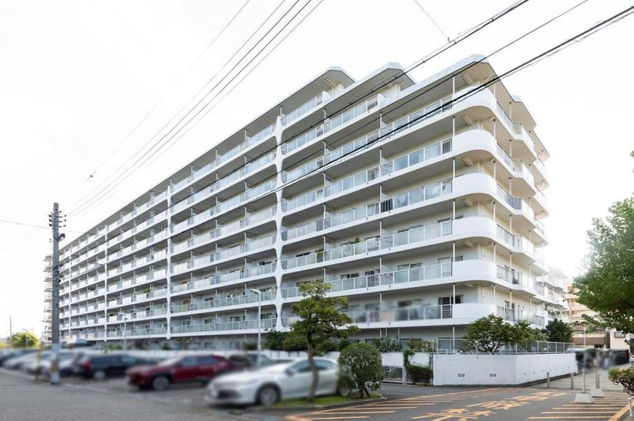 3LDK apartment in Toyonaka, Osaka - Photo 1