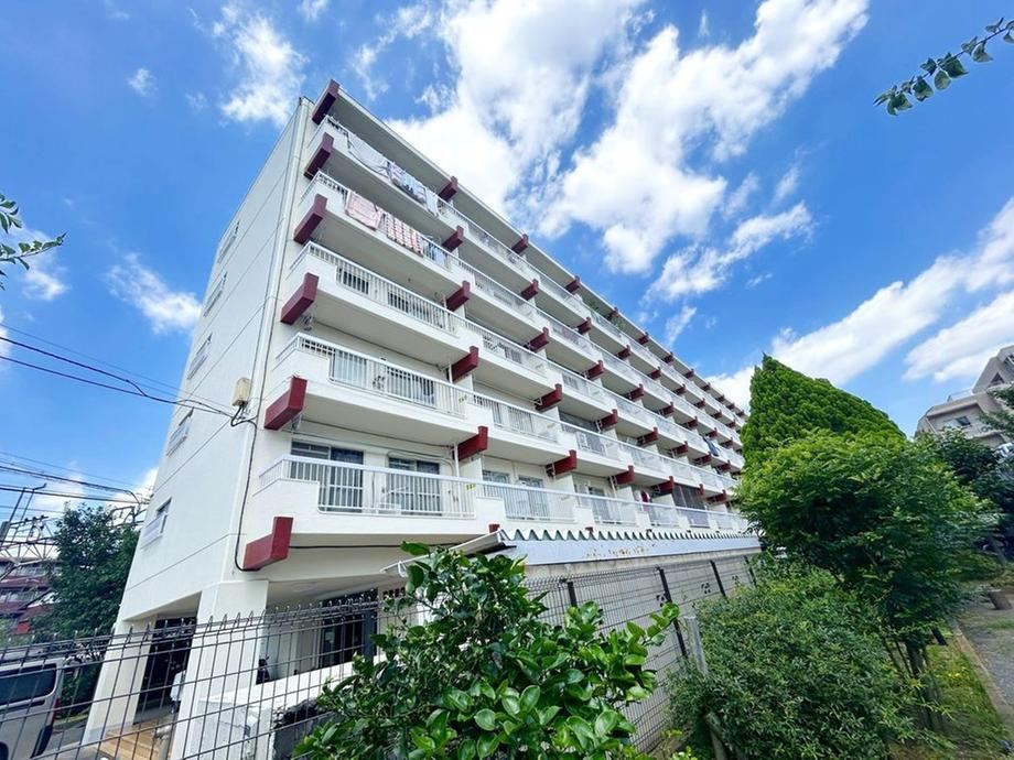 2LDK apartment in Nishitokyo, Tokyo - Photo 1