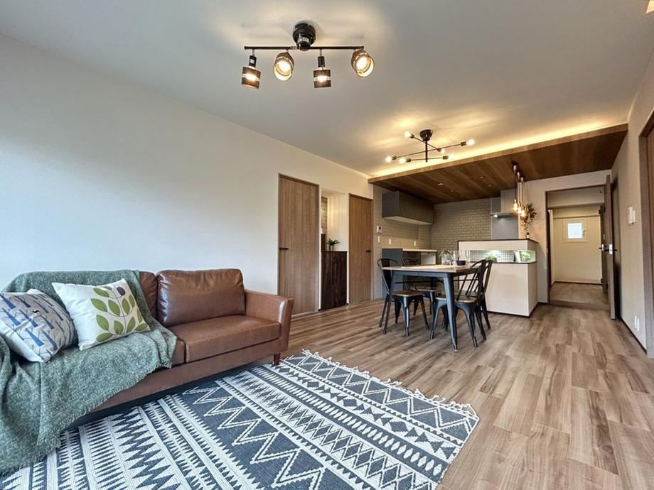 4LDK apartment in Mino, Osaka - Photo 1