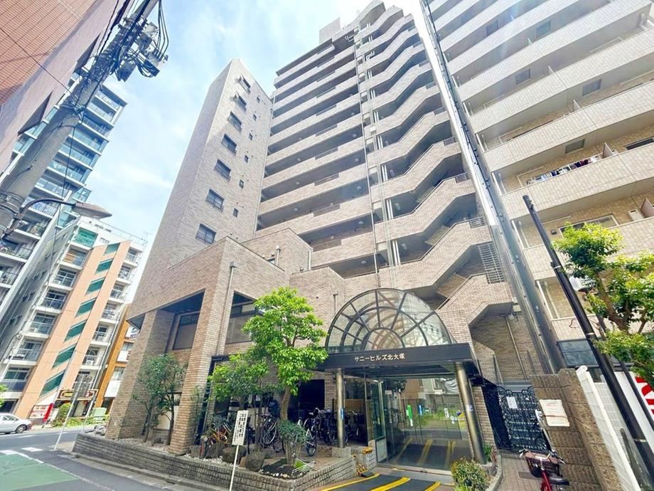 2LDK apartment in Toshima Ward, Tokyo - Photo 1