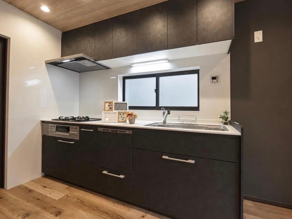 5LDK house in Sumiyoshi Ward, Osaka - Photo 1