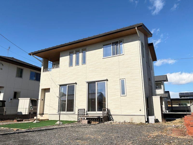 3LDK house in Ota, Gunma - Photo 1