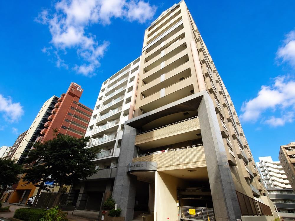 3LDK+2S apartment in Higashi Ward, Fukuoka - Photo 1