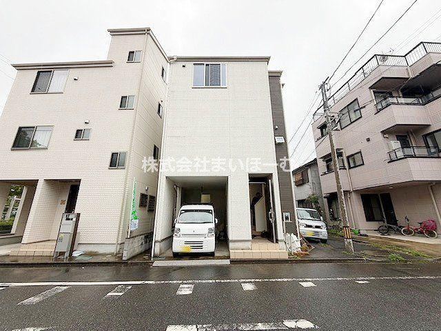 4LDK house in Warabi, Saitama - Photo 1