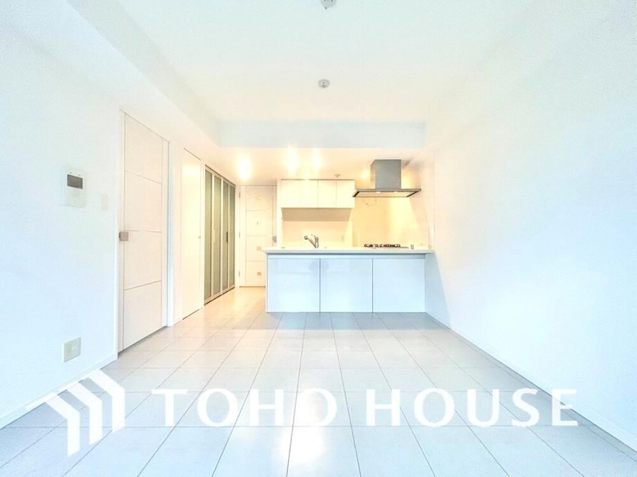 3LDK apartment in Nakano Ward, Tokyo - Photo 1