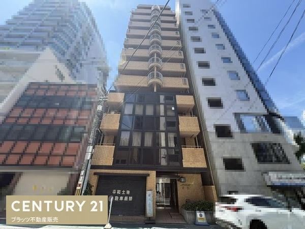 4LDK apartment in Tennoji Ward, Osaka - Photo 1
