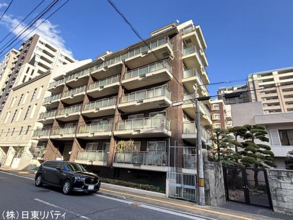 2LDK apartment in Naka Ward, Hiroshima - Photo 1